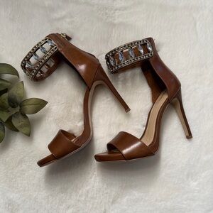NWOT Gianni Bini Brown Embellished Women's High Heels